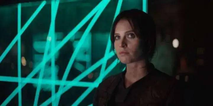 landscape-1460033109-rogue-one-star-wars-felicity-jones-rebel-base